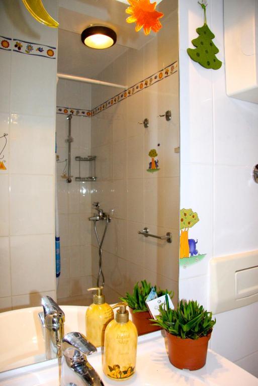 Apartament Atila *